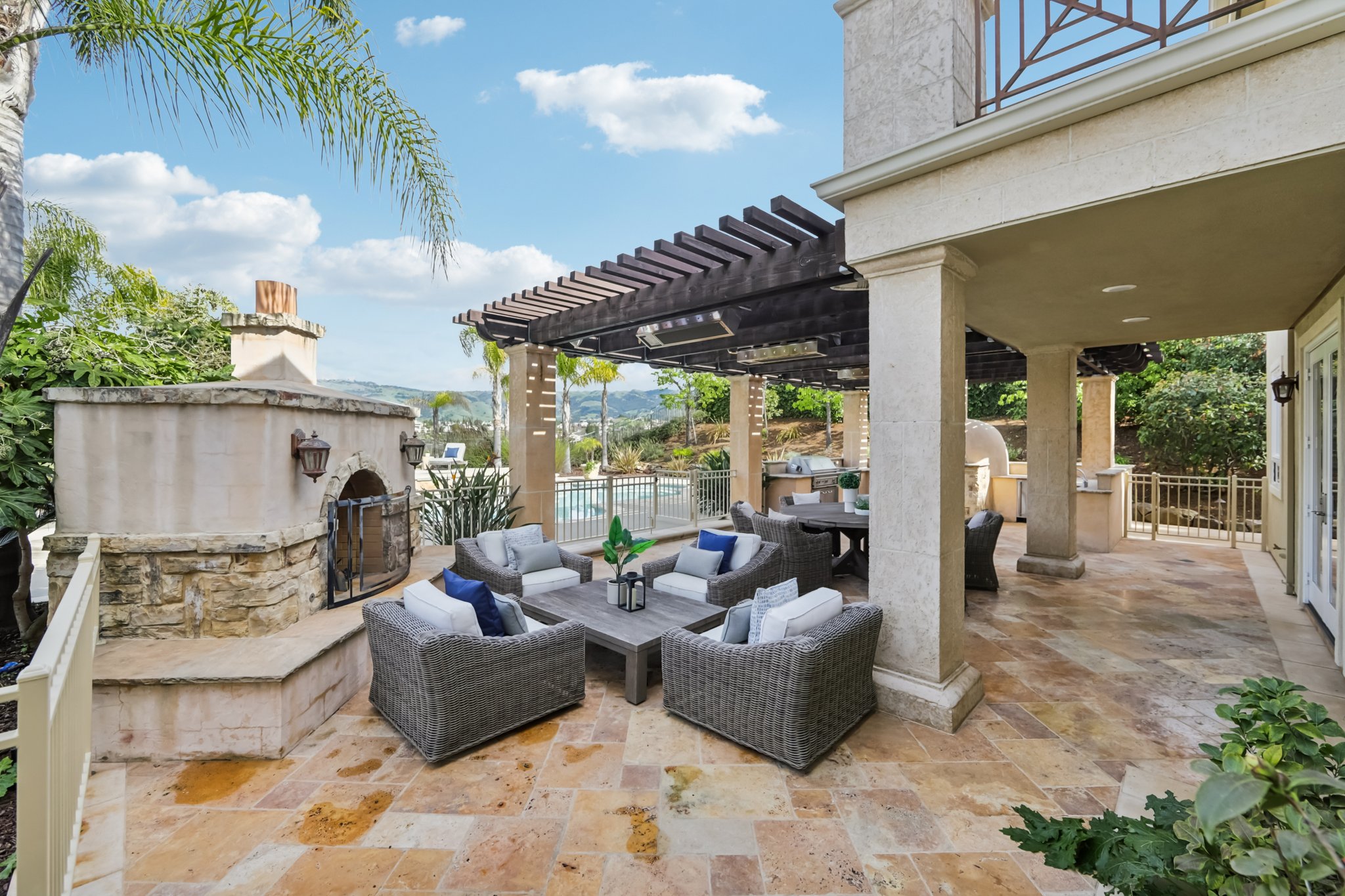 5106 Eastbourne Dr-S2702-079r.jpg