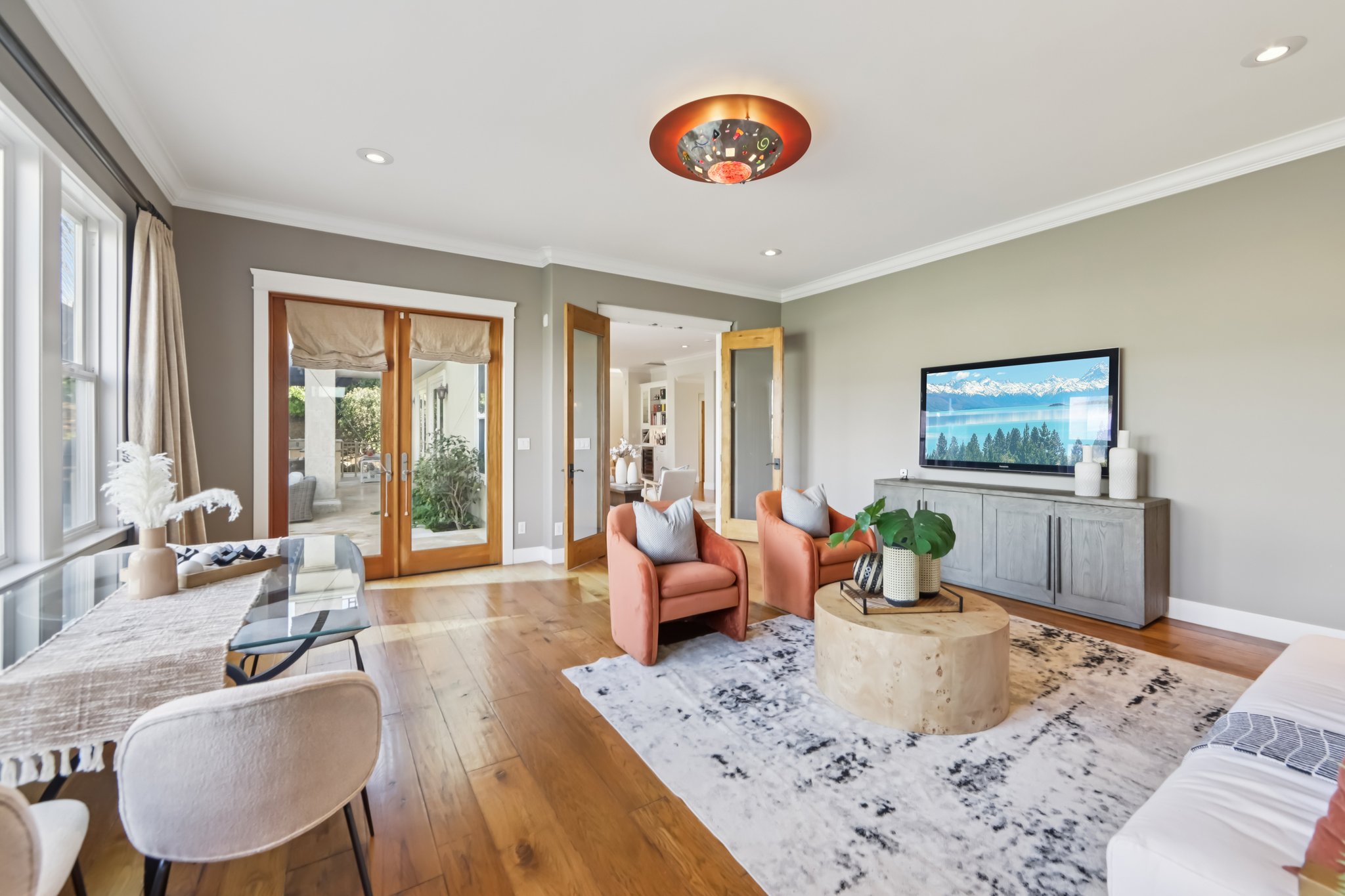 Eastbourne Dr-S2702-038r.jpg