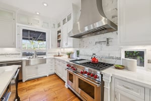 5106 Eastbourne Dr-S2702-035r.jpg