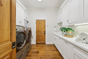 5106 Eastbourne Dr-S2702-047r.jpg