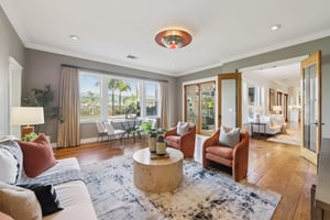 Eastbourne Dr-S2702-039r.jpg