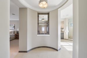 Eastbourne Dr-S2702-043r.jpg