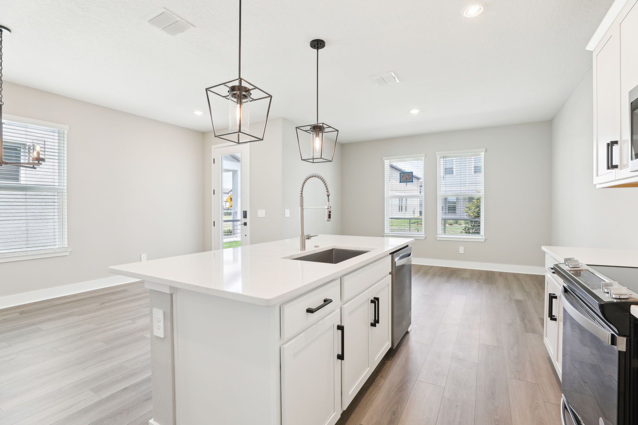 Orlando - Silverleaf Reserve - 5106 Railroad Vine Alley Winter Garden FL 34787 - 017