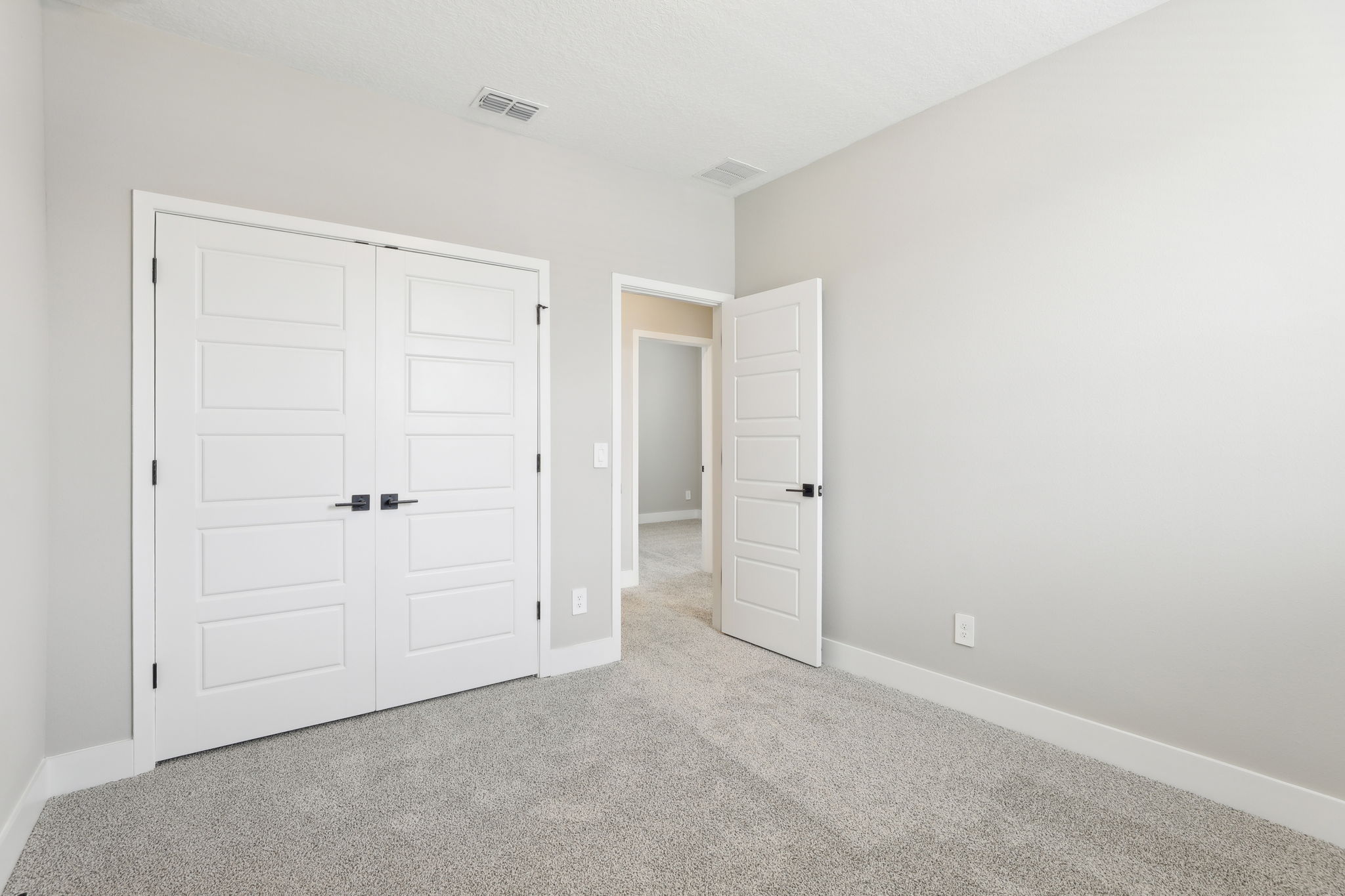 Orlando - Silverleaf Reserve - 5106 Railroad Vine Alley Winter Garden FL 34787 - 023