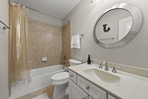  Photo 47