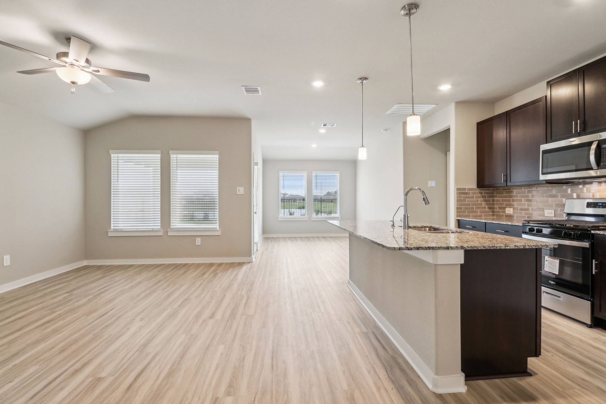 Houston - Massey Oaks - 5107 Magnolia Springs Lane, Pearland, TX 77584 - 009