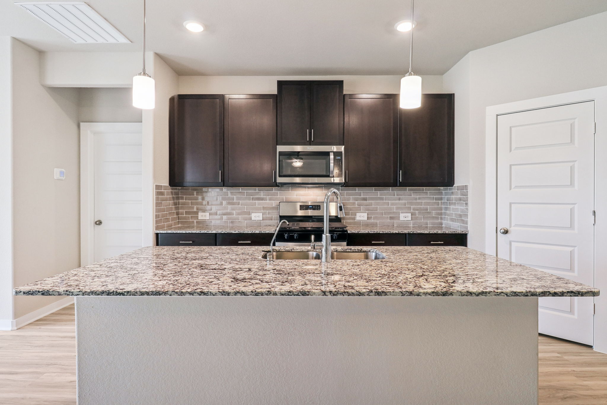 Houston - Massey Oaks - 5107 Magnolia Springs Lane, Pearland, TX 77584 - 012