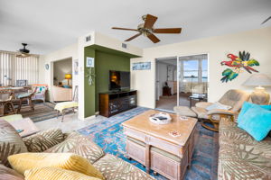 Family Room12