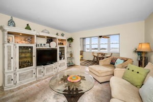 Living Room4