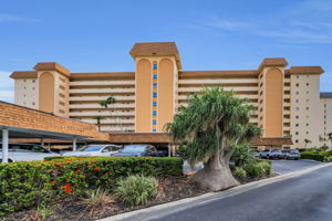 Front Exterior2