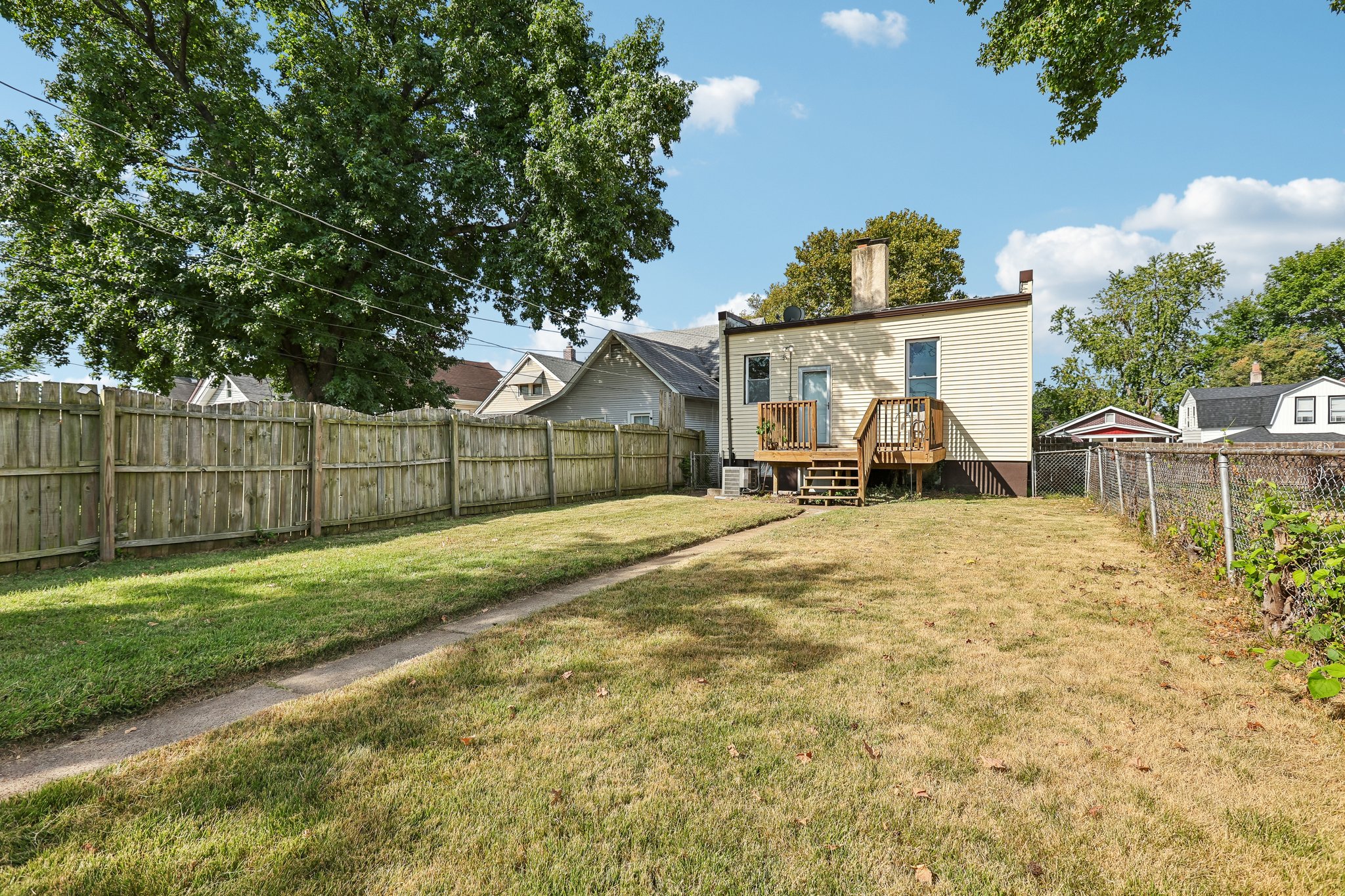 Cologne Ave-S0909-031.jpg