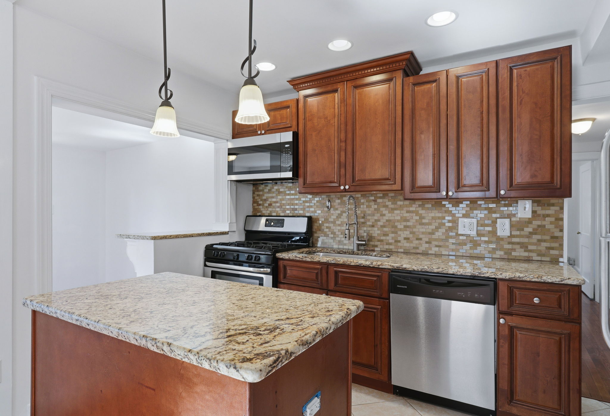 09-Kitchen