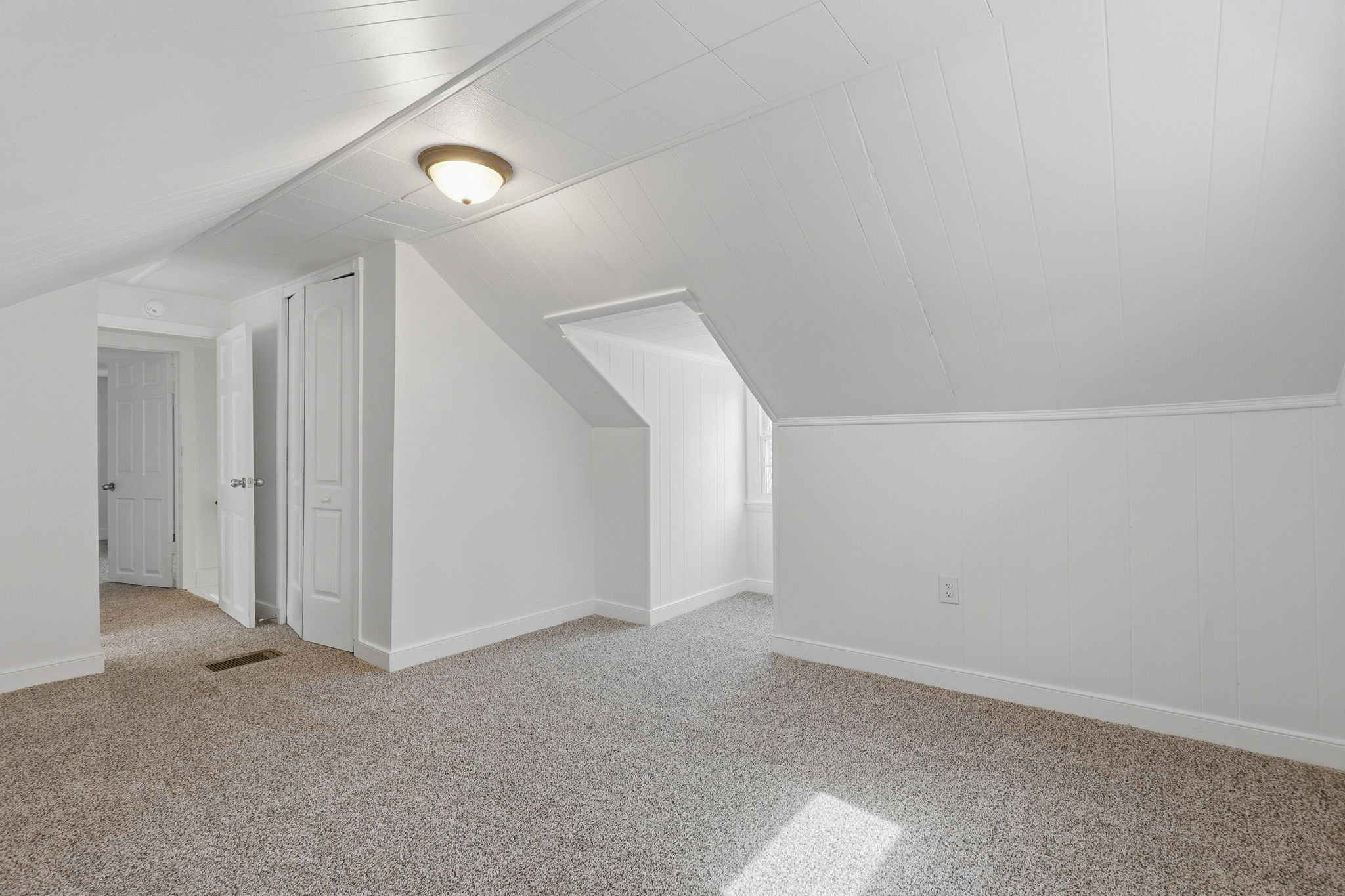 22-Primary Bedroom