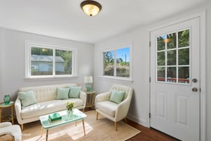 13-Sunroom virtually staged.jpeg