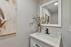  Photo 37