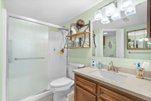  Photo 40