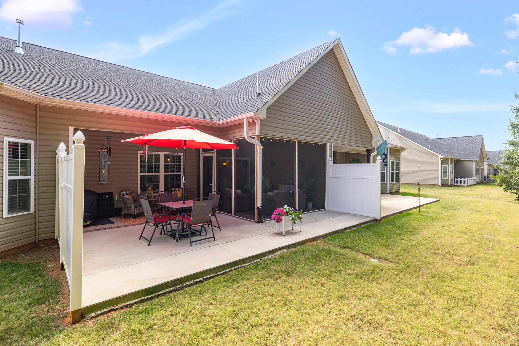 511 Birchwood Dr-28