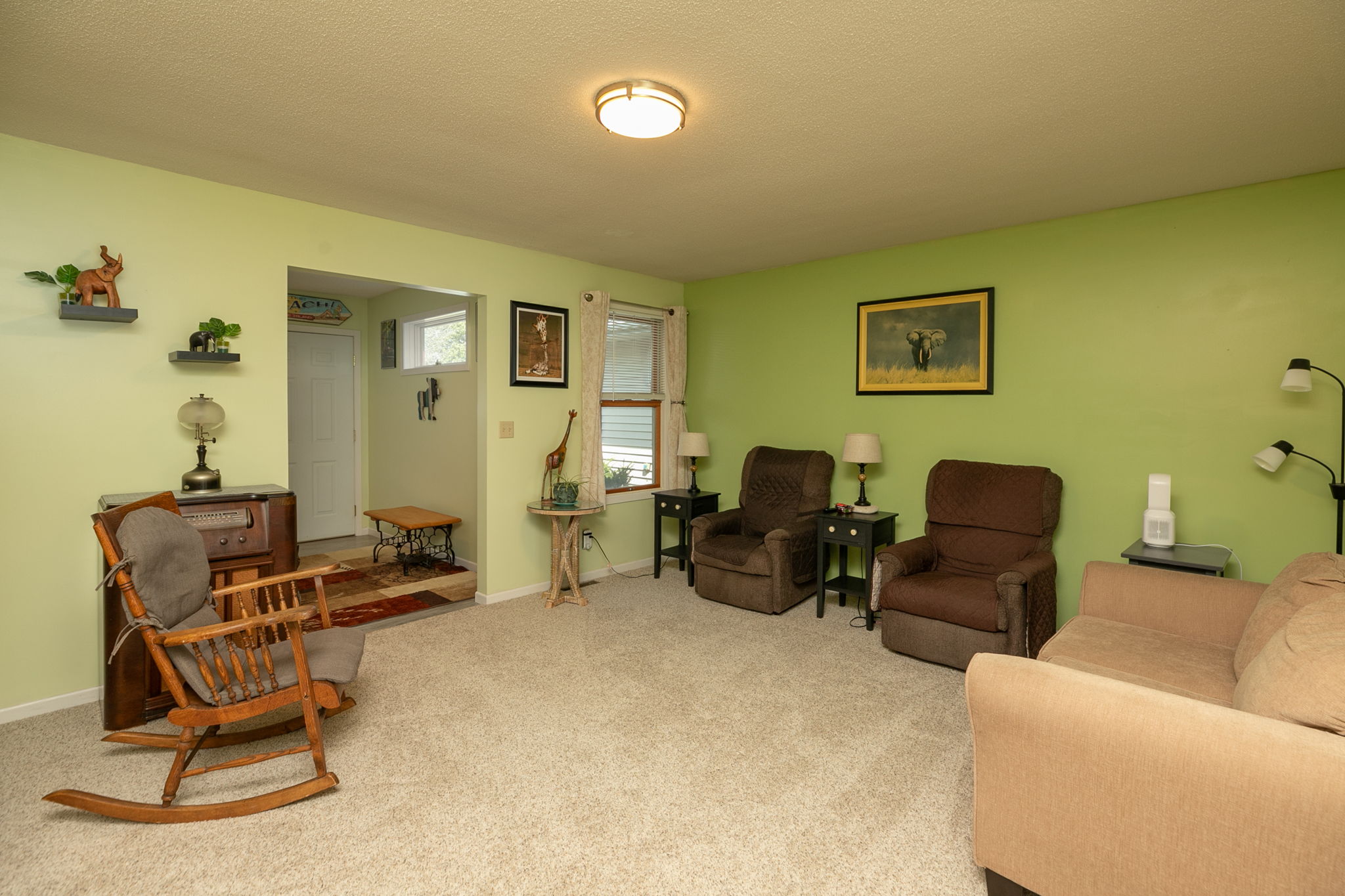 06-Living Room