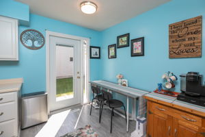 10-Dining Room