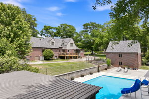  Photo 36