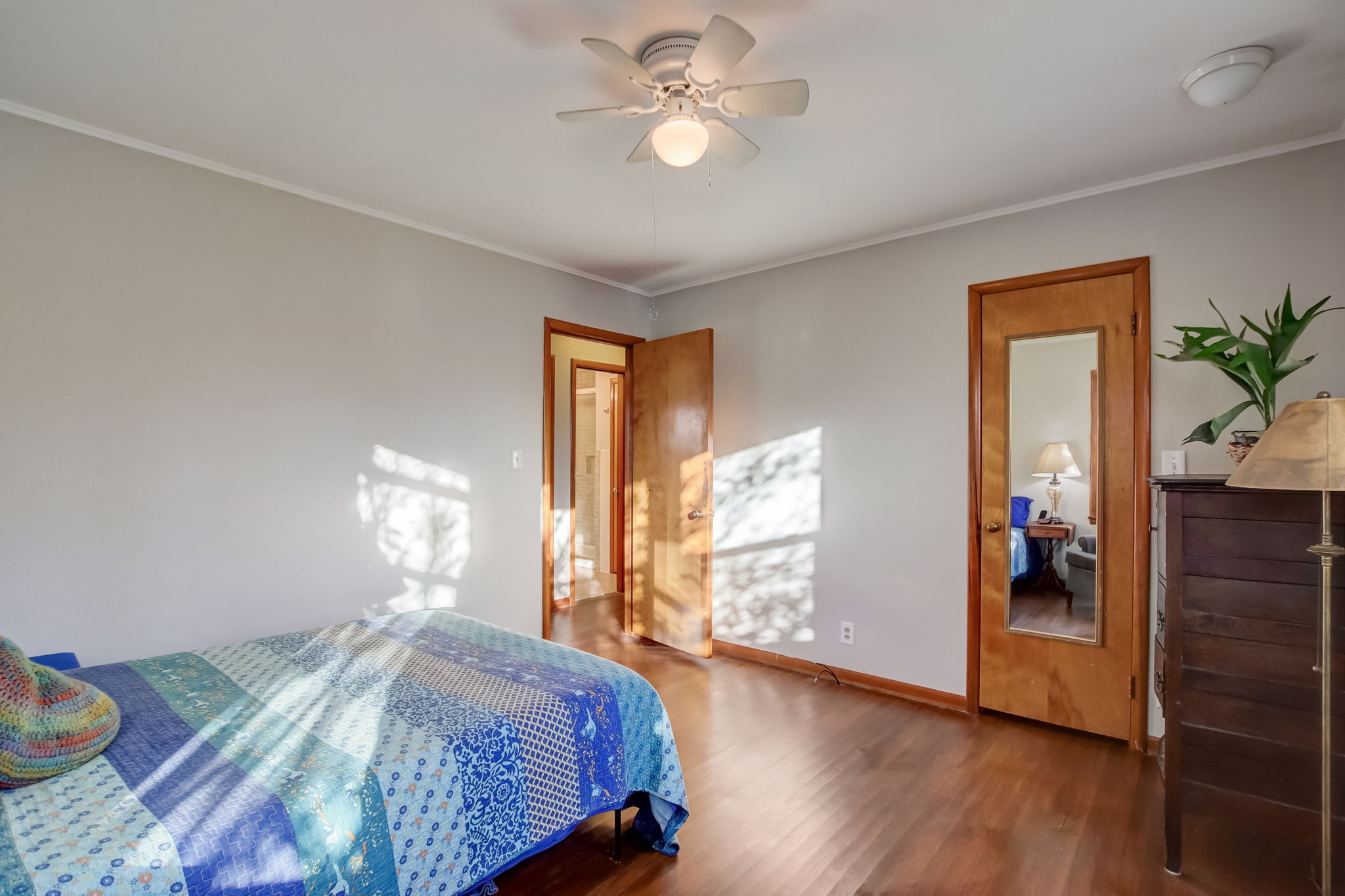  Lakeview Dr -025
