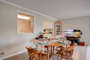  Lakeview Dr -017