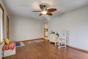  Lakeview Dr -008