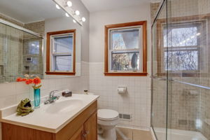  Lakeview Dr -028