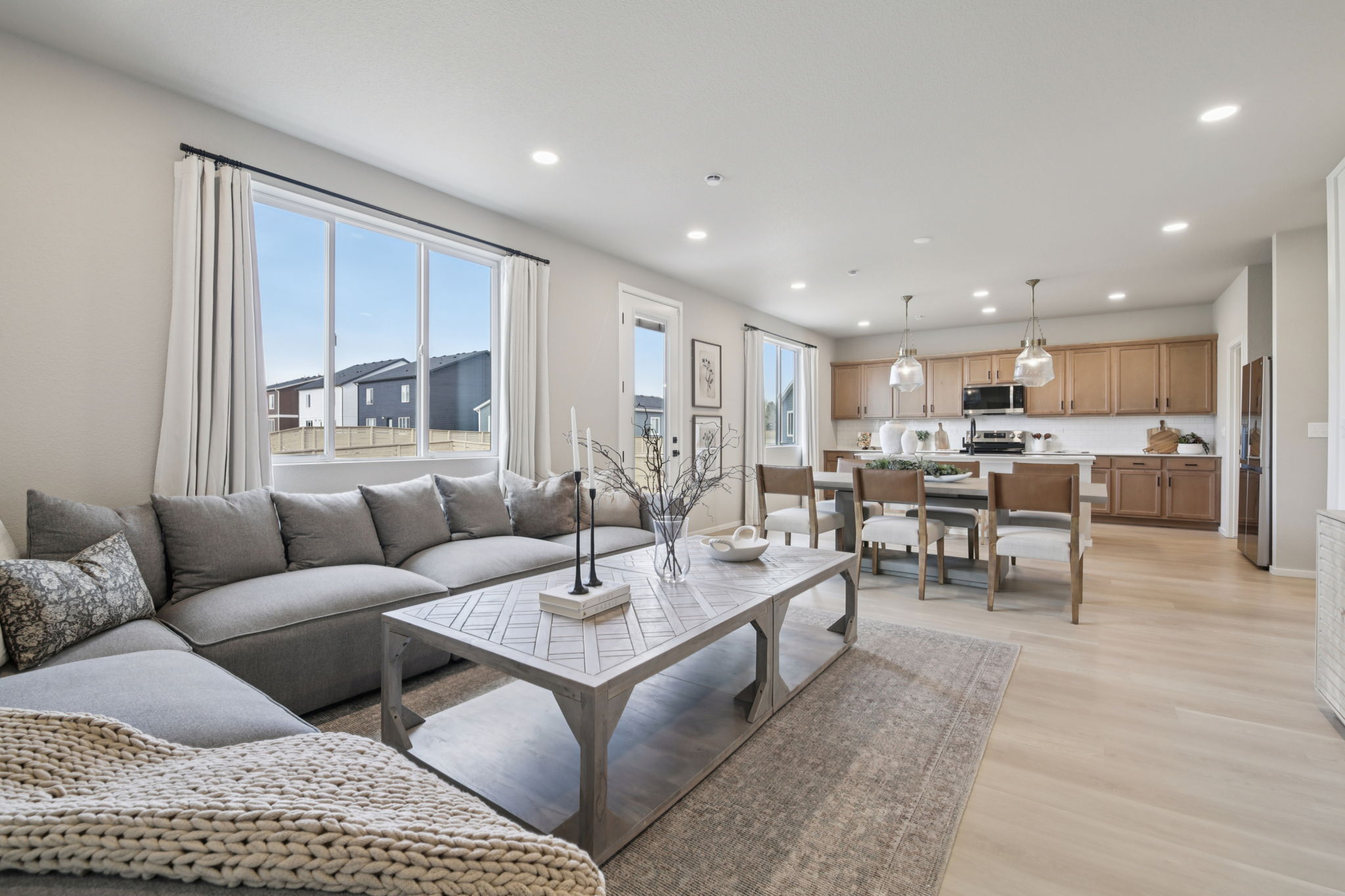 511 N Aria Way-S1912-006