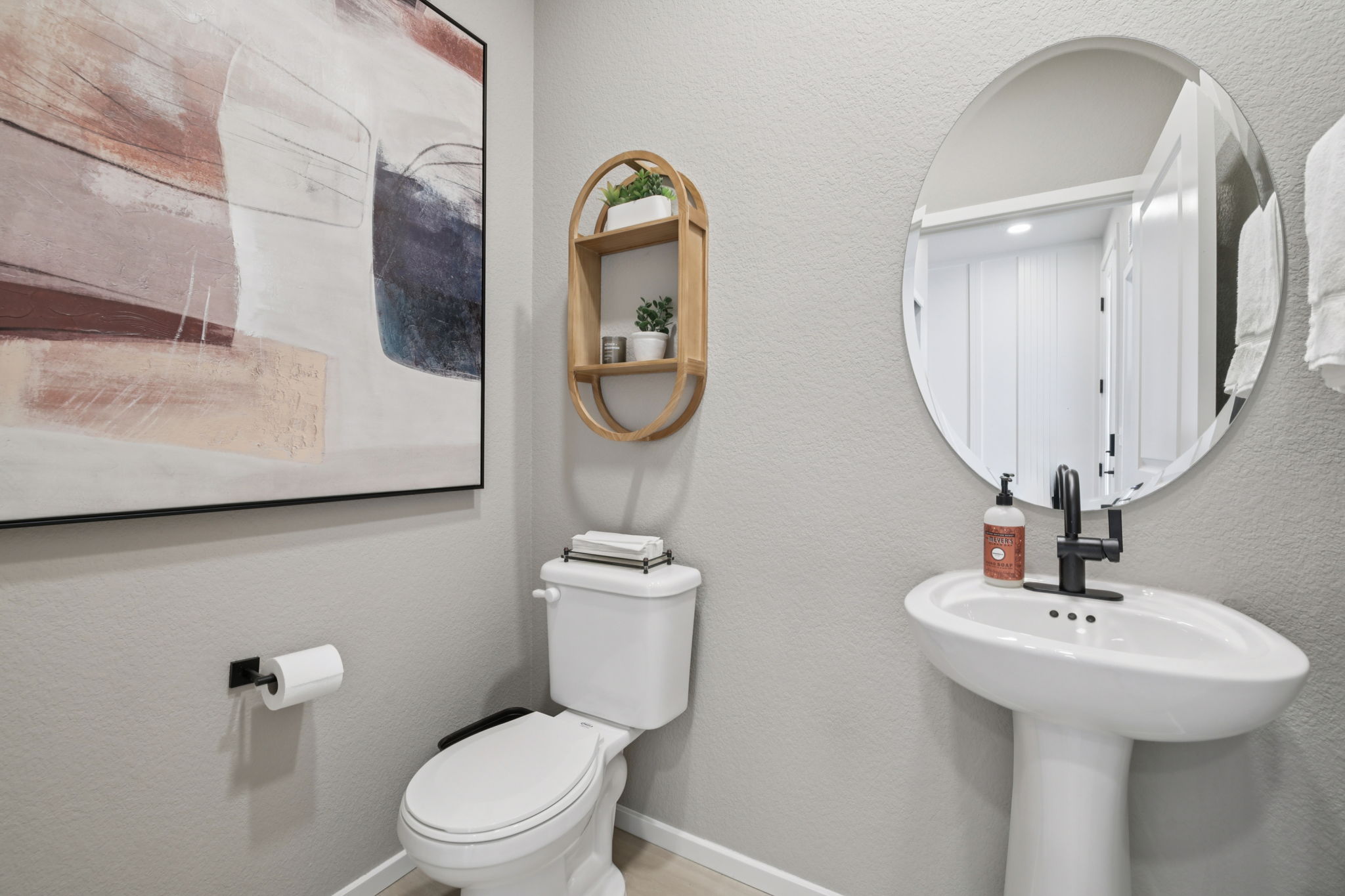 511 N Aria Way-S1912-016