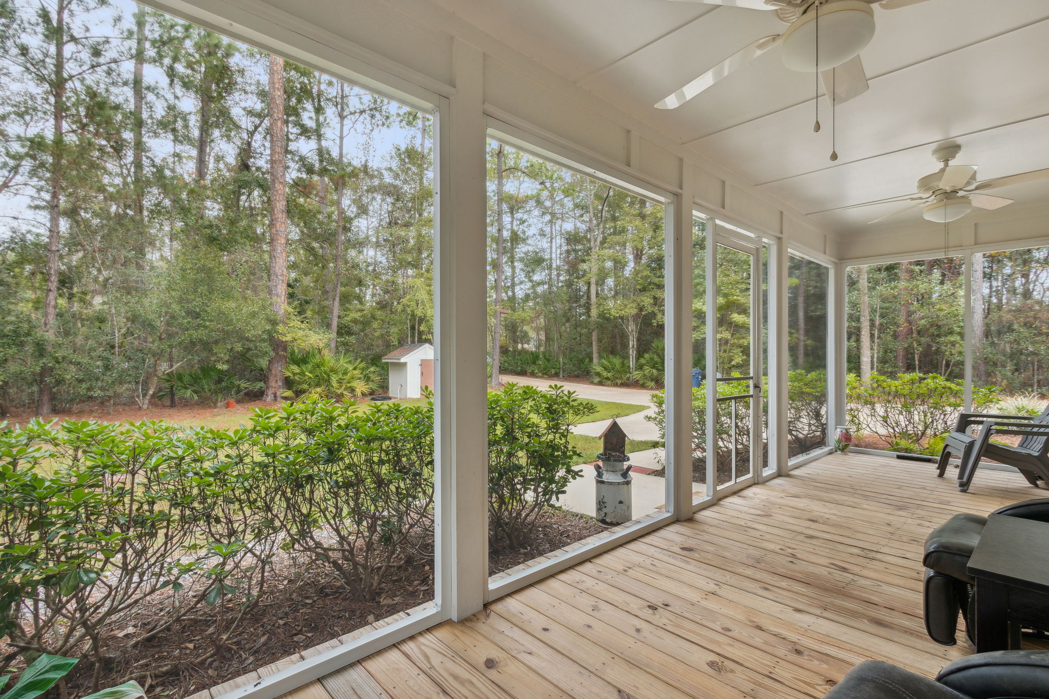 Screened-in Porch