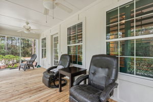 Screened-in Porch