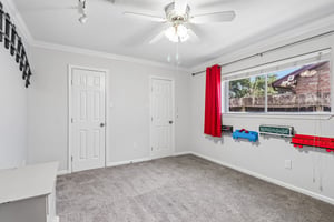 Geneva Dr-S2107-018.jpg