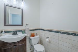  Photo 30