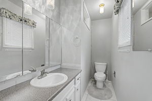  Photo 41
