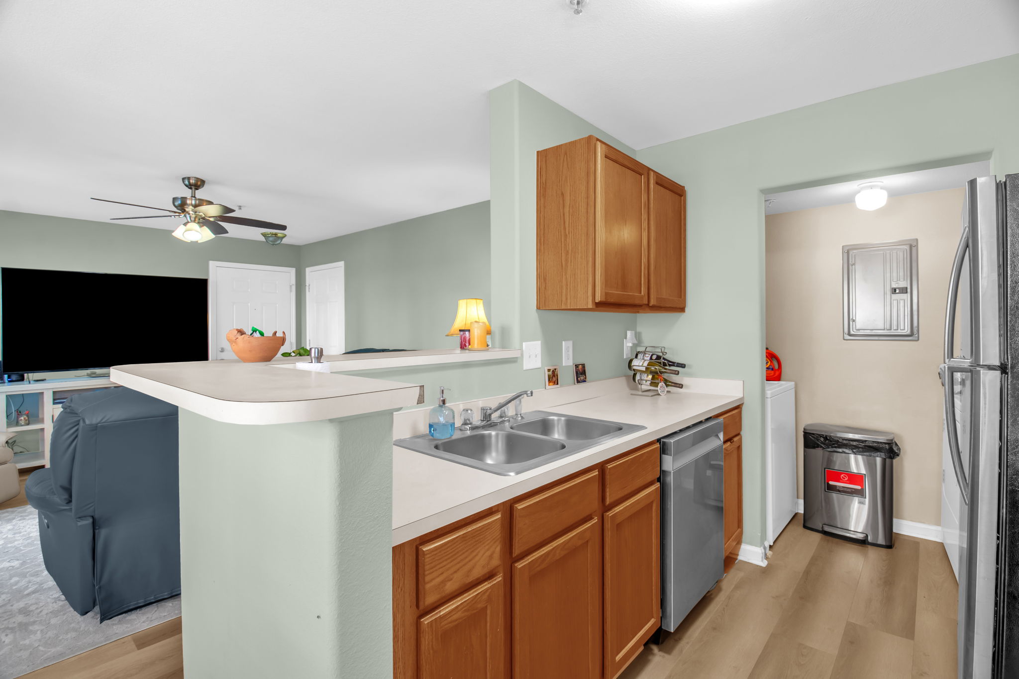 5112 Mc Connel Dr-14