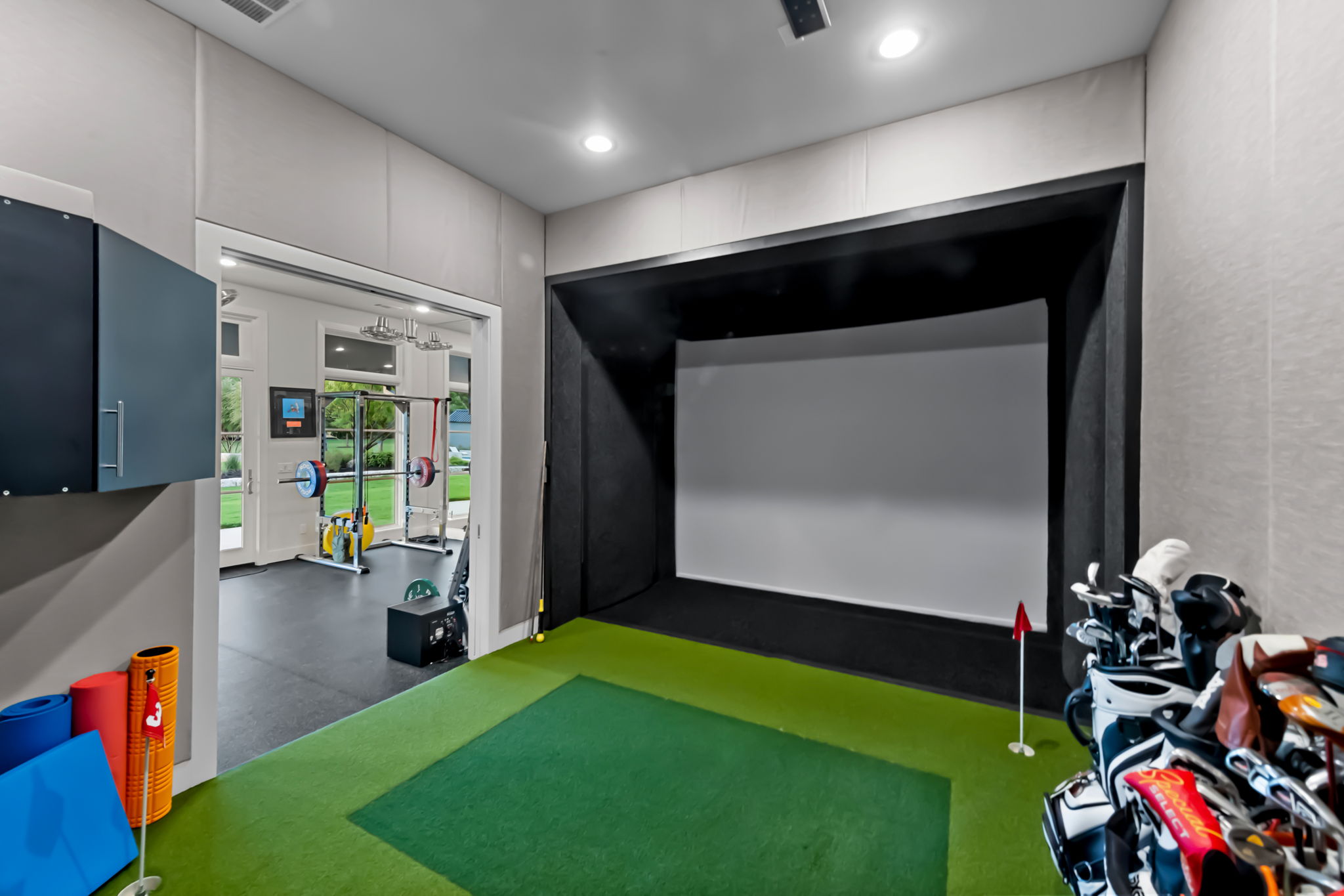 Golf simulator