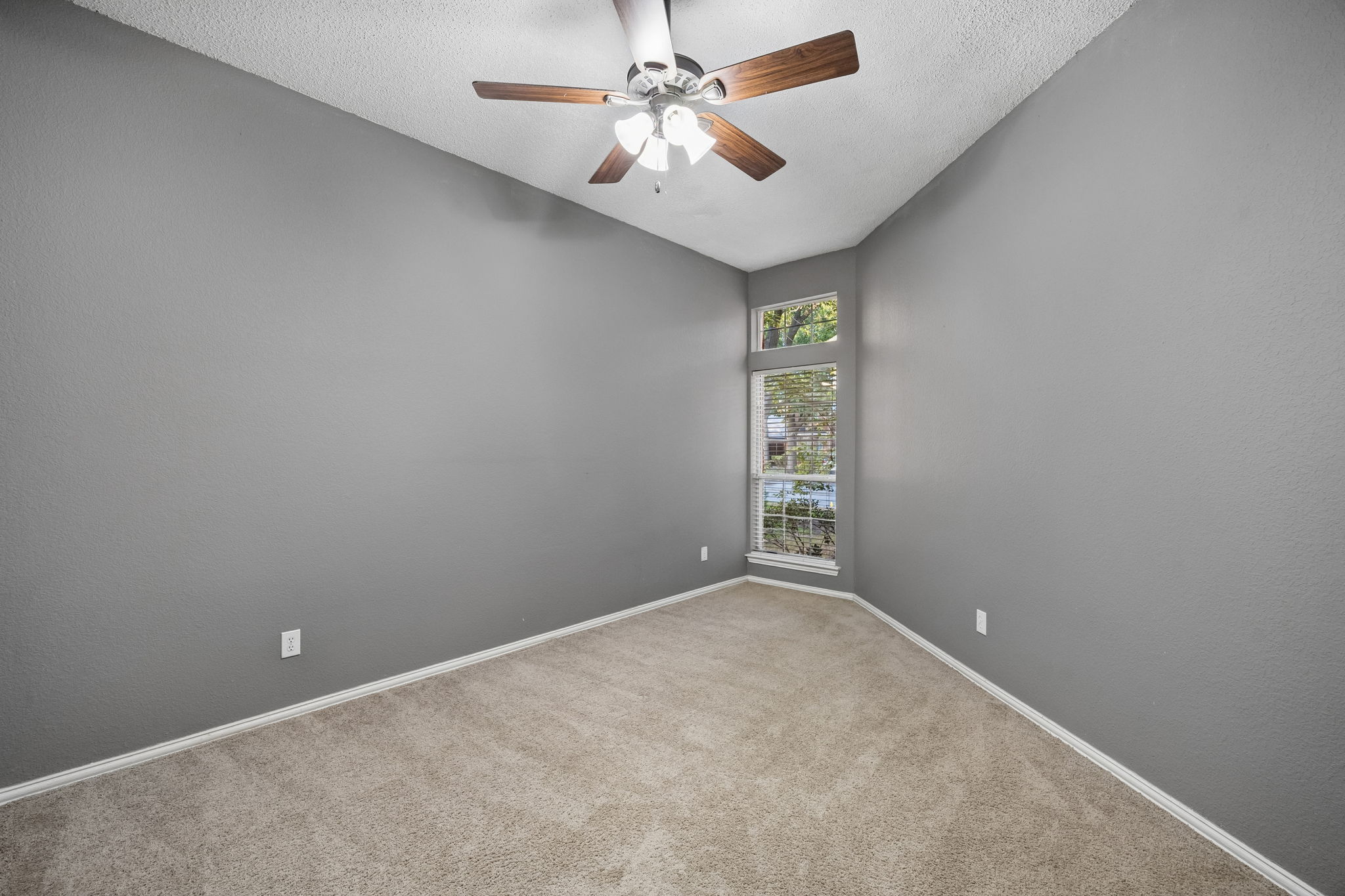 Bedroom as Office