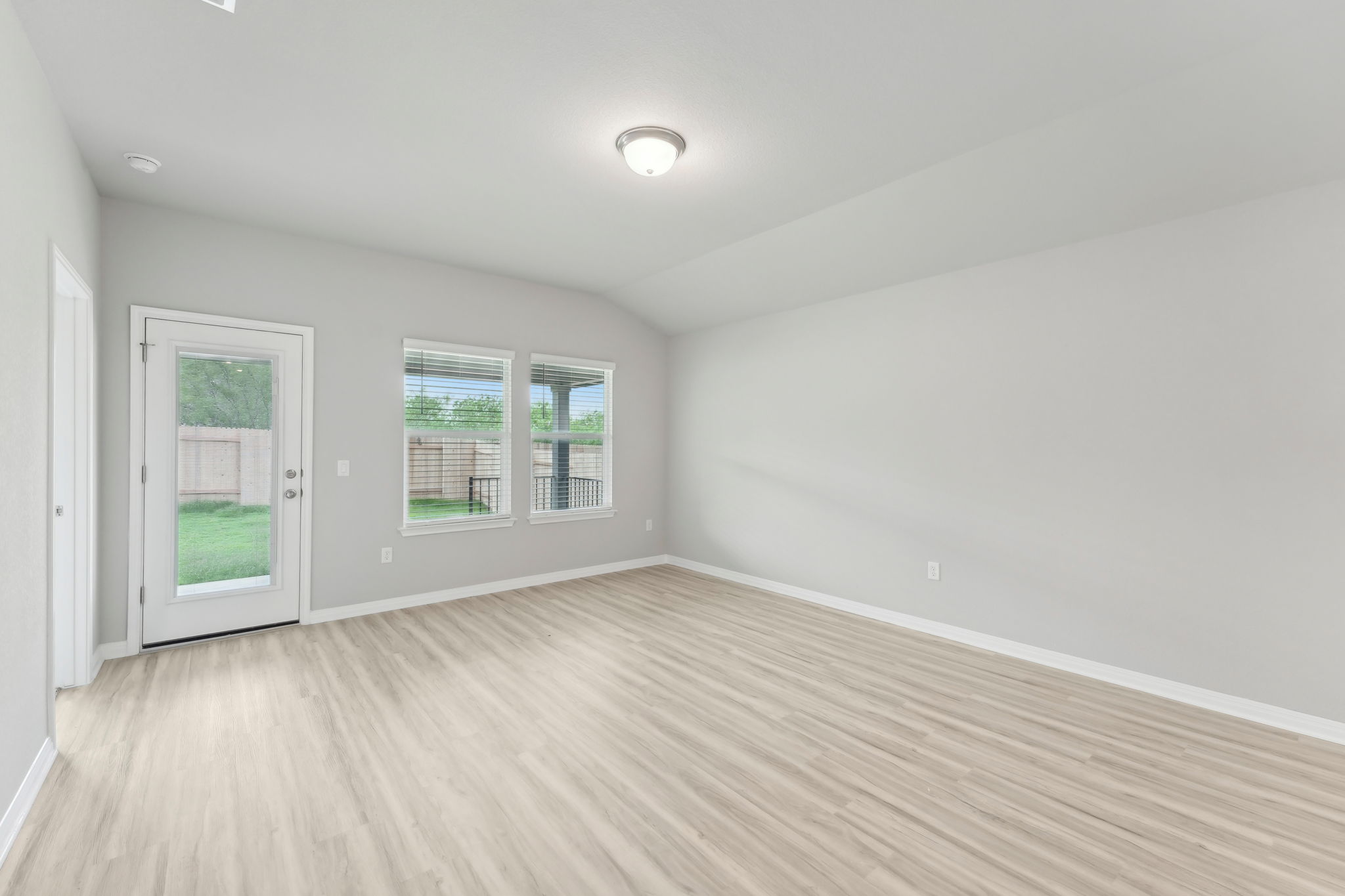Austin - Lexington Parke - 5113 Stockton Ln Austin TX 78617 - 011