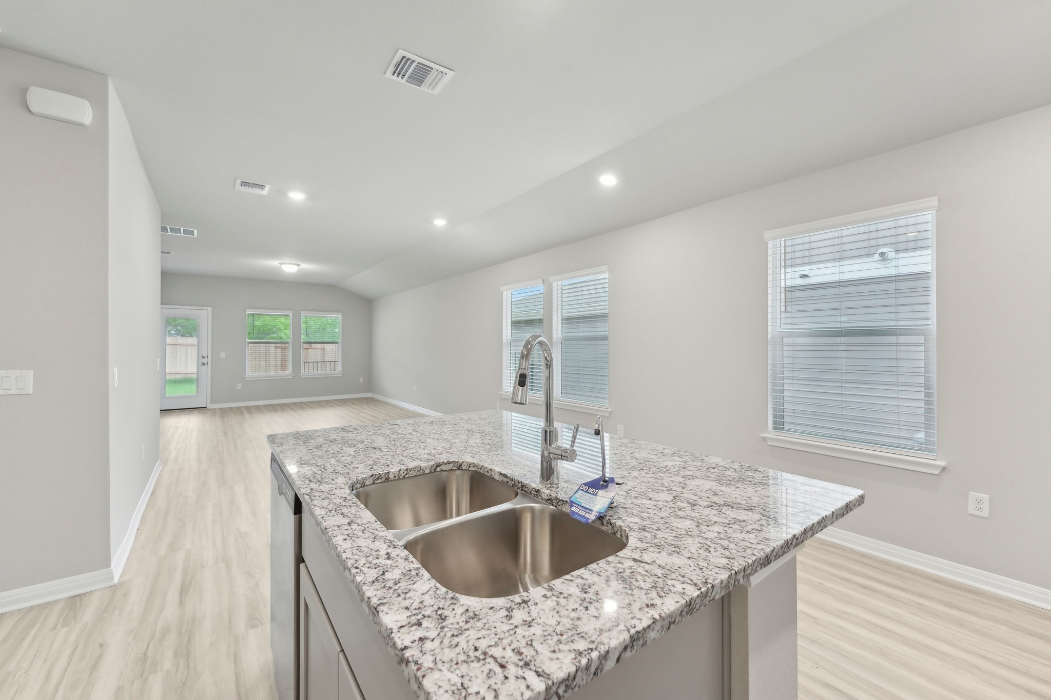 Austin - Lexington Parke - 5113 Stockton Ln Austin TX 78617 - 018