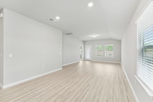 Austin - Lexington Parke - 5113 Stockton Ln Austin TX 78617 - 012