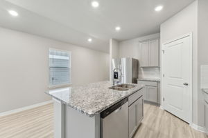 Austin - Lexington Parke - 5113 Stockton Ln Austin TX 78617 - 017