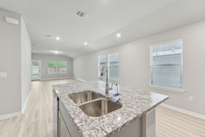 Austin - Lexington Parke - 5113 Stockton Ln Austin TX 78617 - 018