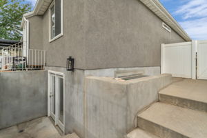  Photo 49