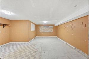 Photo 37