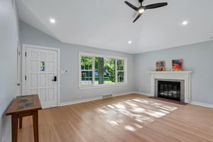 Carvel Ave-S1405-011.jpg
