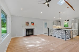 Carvel Ave-S1405-013.jpg