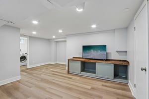 Carvel Ave-S1405-037.jpg