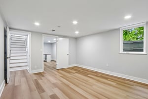 Carvel Ave-S1405-038.jpg
