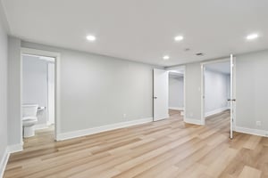 Carvel Ave-S1405-039.jpg